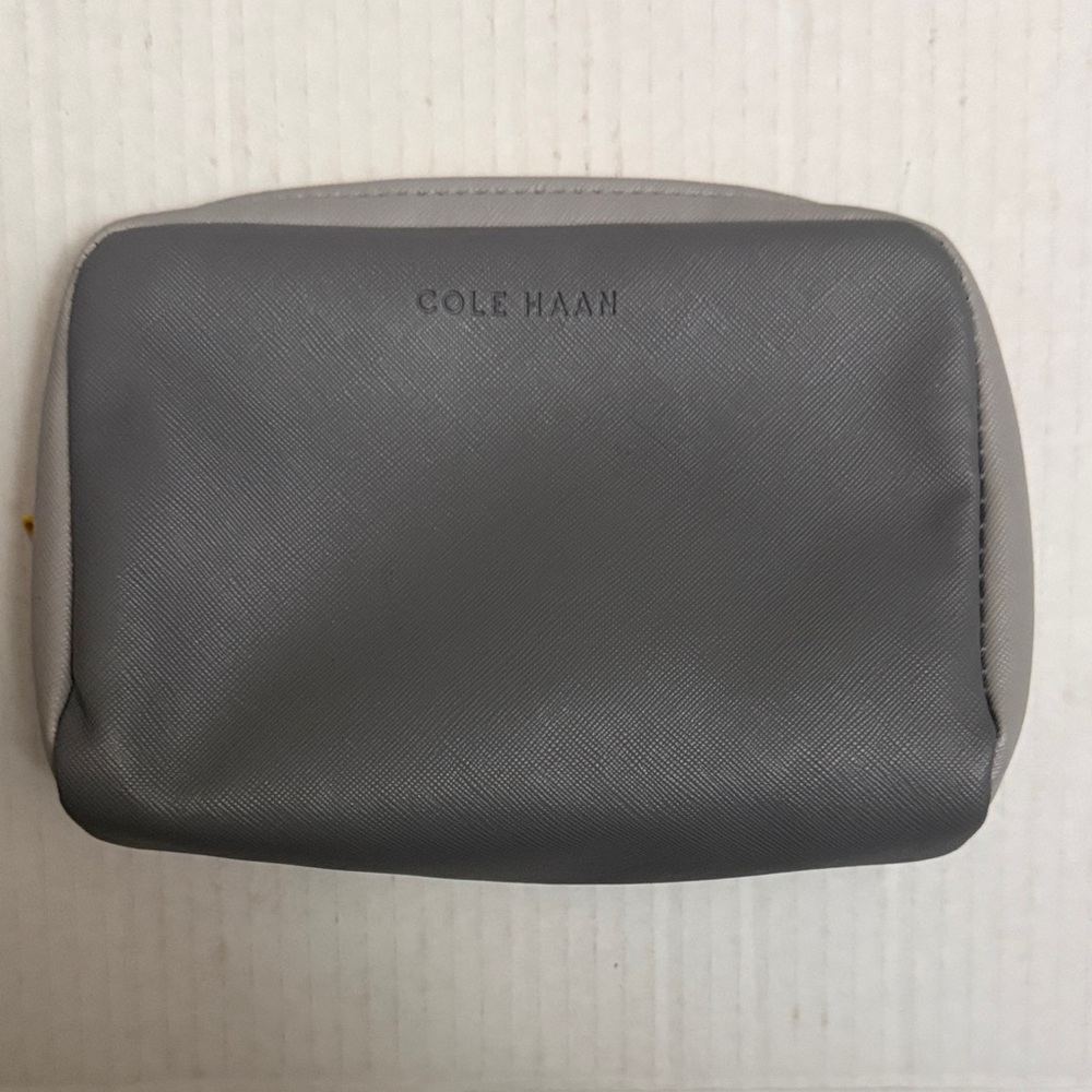 Cole Haan Men's Gray Toiletry Bag